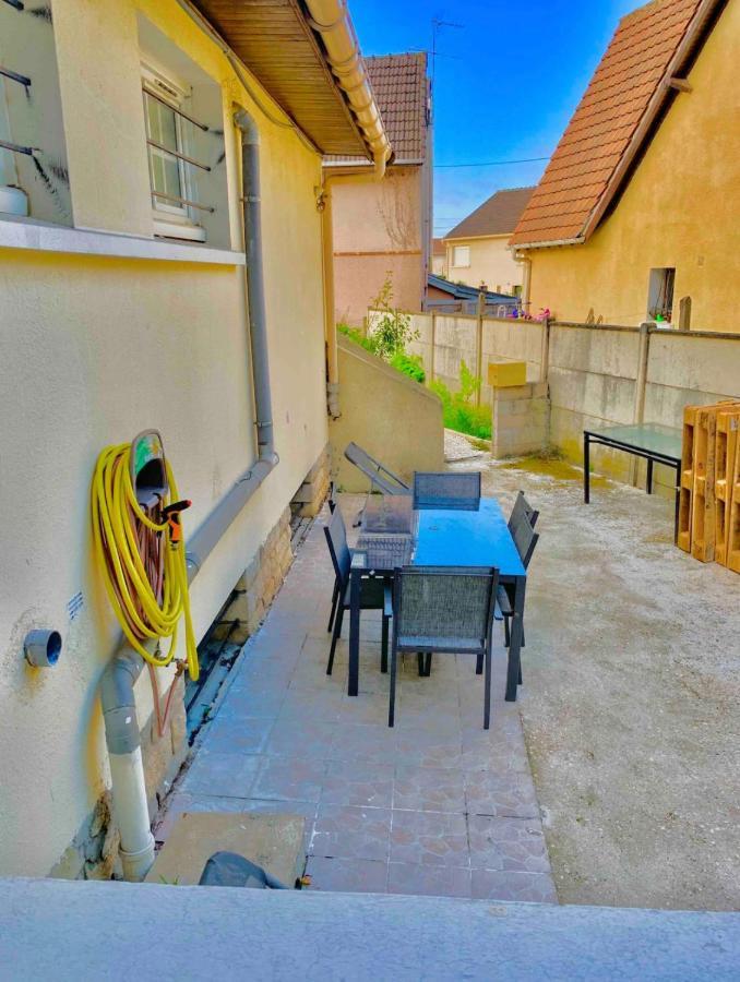 Appartement cosy proche Roissy CDG Astérix DisneyLand Paris Goussainville  Esterno foto